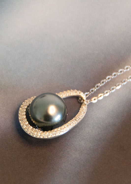 Gravity Tahitian Pearl Silver Necklace